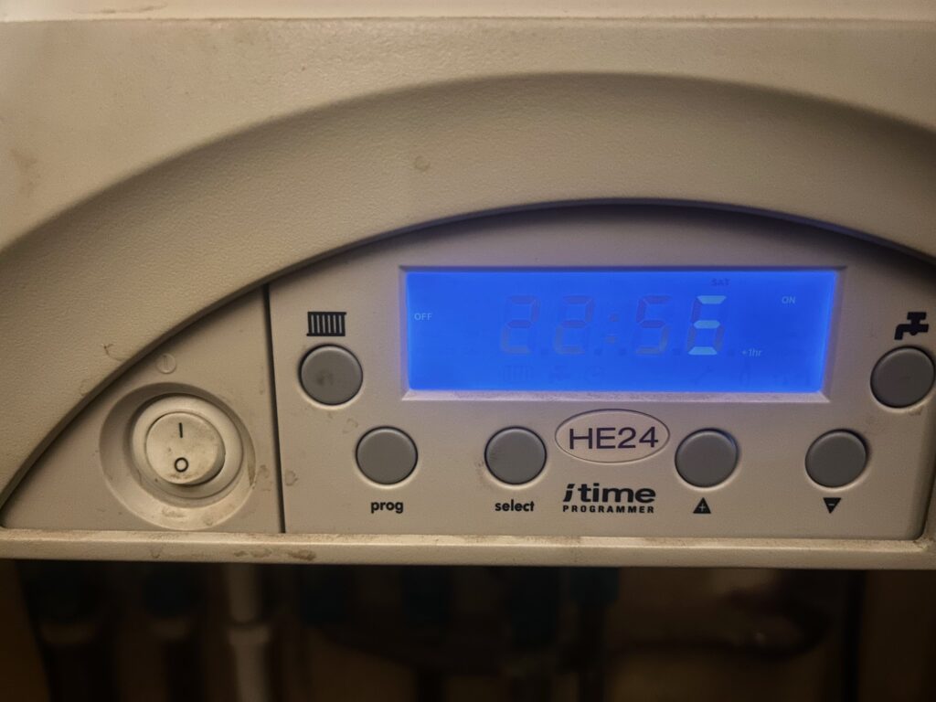 Ideal Isar boiler repair - L9 and 3 horizontal lines. Boiler Overheat. Grimsby DN32
