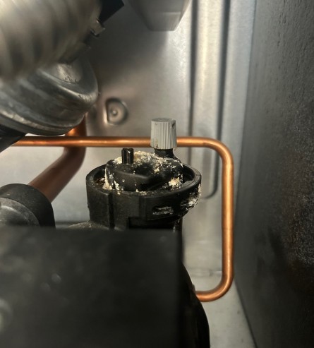 Found this leaking AAV on a Baxi Ecoblue Repair in Nunsthorpe Grimsby DN33 Found this leaking AAV on a Baxi Ecoblue Repair in Nunsthorpe Grimsby DN33